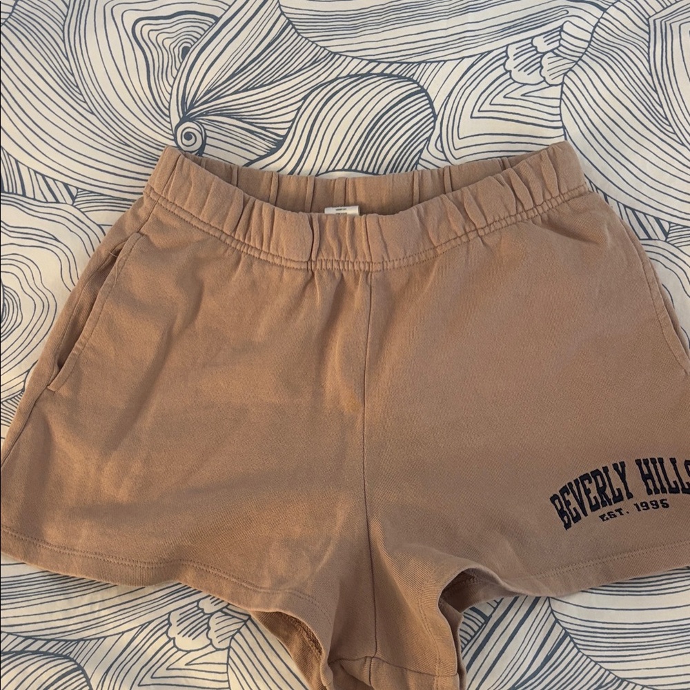 Garage Light Taupe Beverly Hills Cotton Shorts in XS